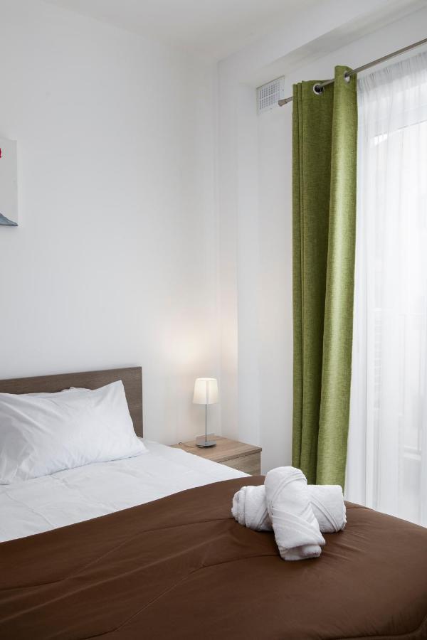 Sea View Apartment 2 Bedrooms 2 Bathrooms, 2 Minutes Away From The Sea Saint Julian's Bagian luar foto