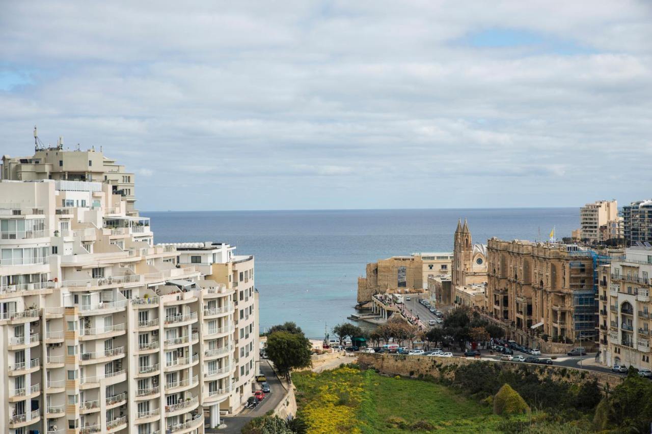 Sea View Apartment 2 Bedrooms 2 Bathrooms, 2 Minutes Away From The Sea Saint Julian's Bagian luar foto
